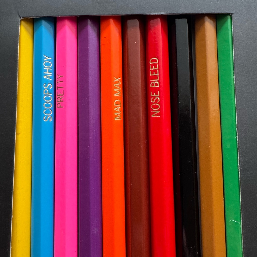 Stranger Things Colored Pencils Set - Picture 4 of 9